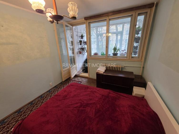 1 Decembrie 1918, intersectie Jean Steriadi, 10 minute metrou, vav Auchan - 3