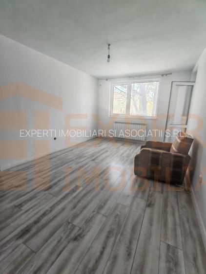 Apartament 3 camere de vanzare in zona Far, Constanta - 4