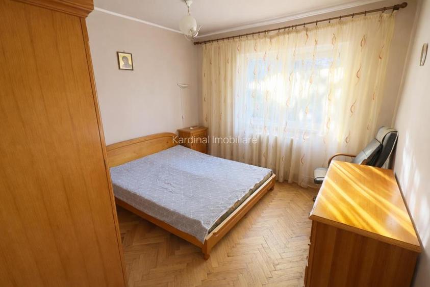 Apartament 4 camere etaj1, Carpaților, intrare Răcădău - 8