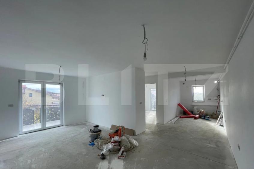 Spațiu Dublu: Apartament + Pod + 4 Locuri de Parcare, Giarmata VII
