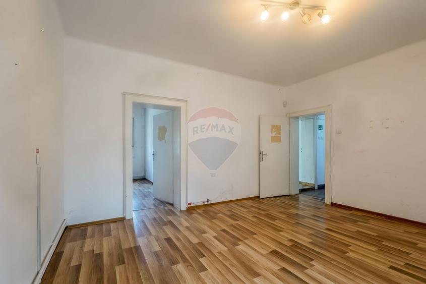 Vila 5 camere | Zona Tipografilor | Teren 695 MP | Constantin Brancusi