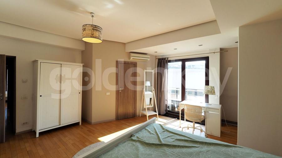 Penthouse generos cu 4 camere, 3 bai | terase 33mp | 227mpc