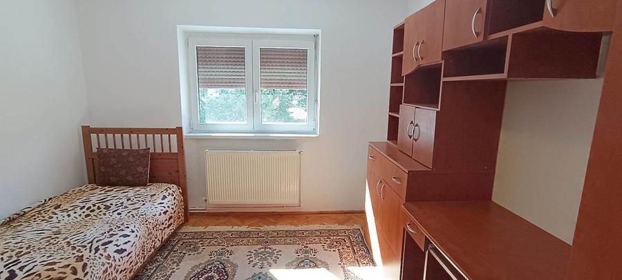 Apartament cu 3 camere in Racadau