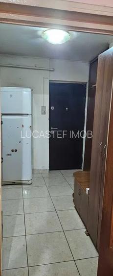 2Camere Crangasi Constructorilor Metrou - 4