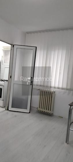 Garsoniera renovata -metrou 1Decembrie Auchan Titan-inchiriata cu 300e - 3