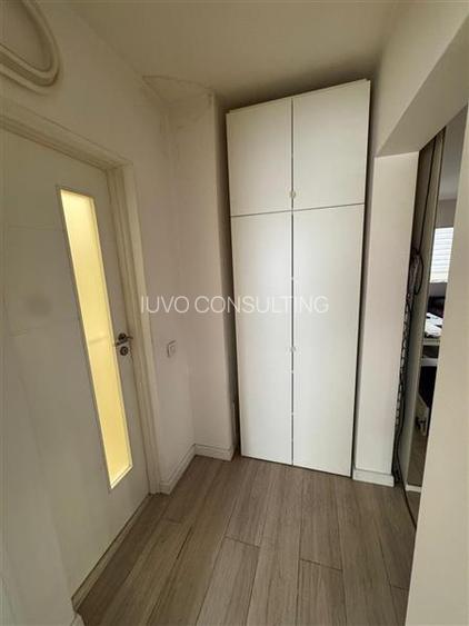 Vanzare Apartament 3 camere Semidecomandat Bld. Obregia - 3