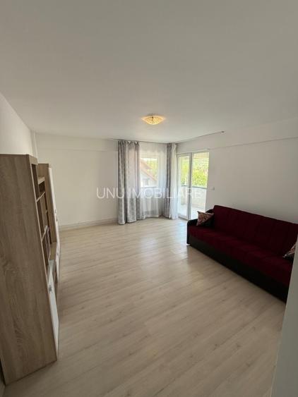 2 camere Decomandat- etaj 1- 50 mp - Pacurari - Rediu - 80000 euro - 2