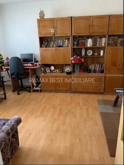 Dristor Rond Baba Novac -  5 minute metrou - 8