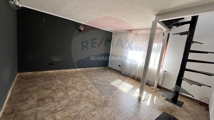 Casă / Vilă cu 2camere de vânzare la curte comuna - 10