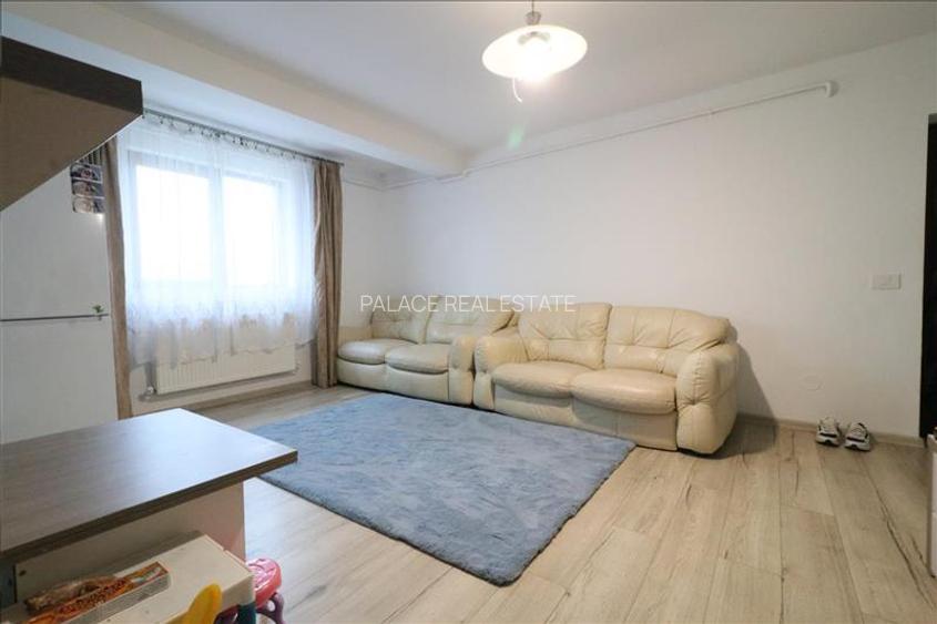 Bloc tip vila PALAS MALL 3 camere + Parcare - 2