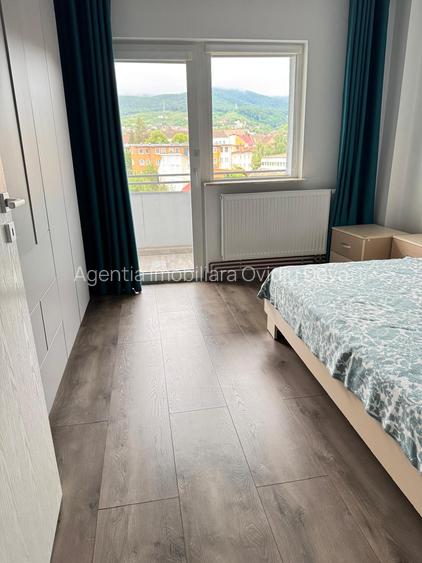 Vand apartament 2 camere decomandat in Deva, Bld. I. Maniu, et 3, mobilat - 3