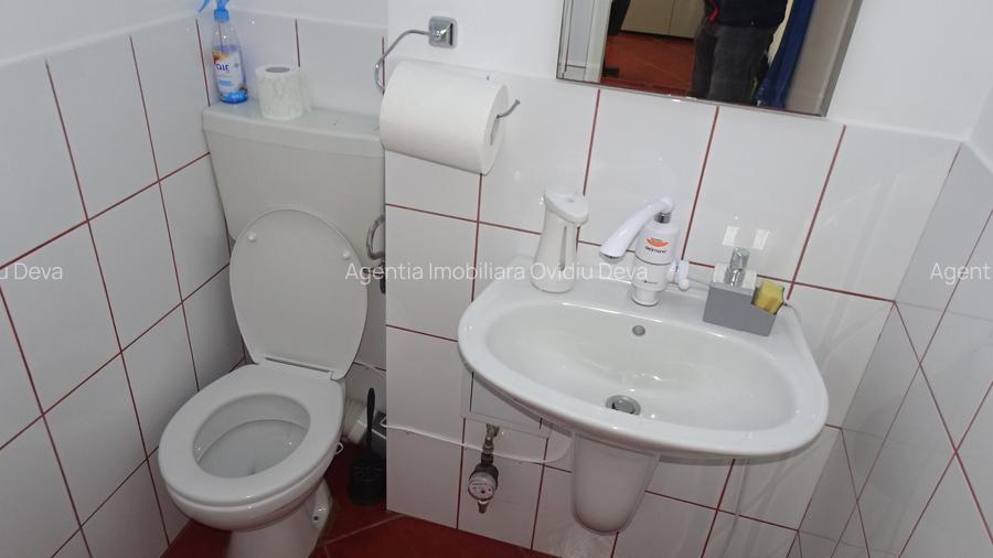 Vand spatiu comercial in Deva, zona ultracentrala, (Bld Decebal), etaj 1, - 10