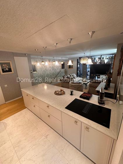 Duplex exclusivist cu grădină privată și terasă în zona Charles de Gaulle - 9
