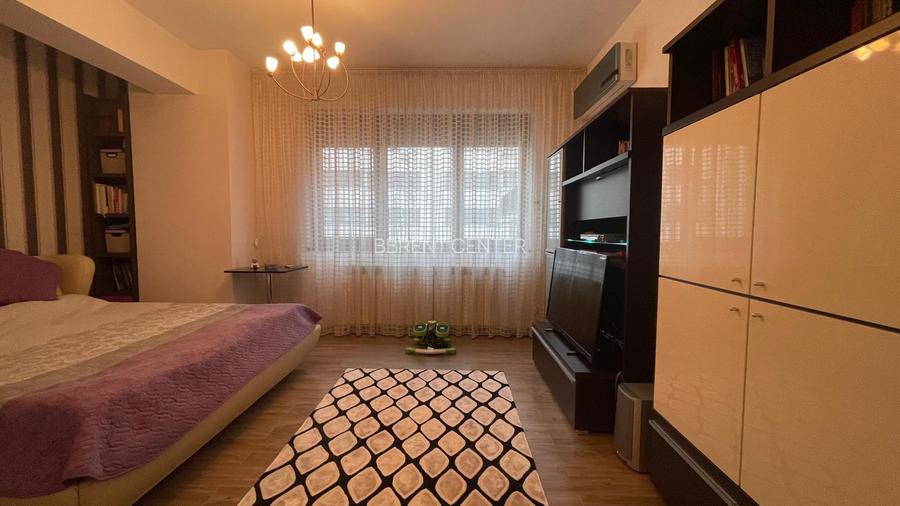 Inchiriere 3 camere - Decebal - bloc boutique - 13