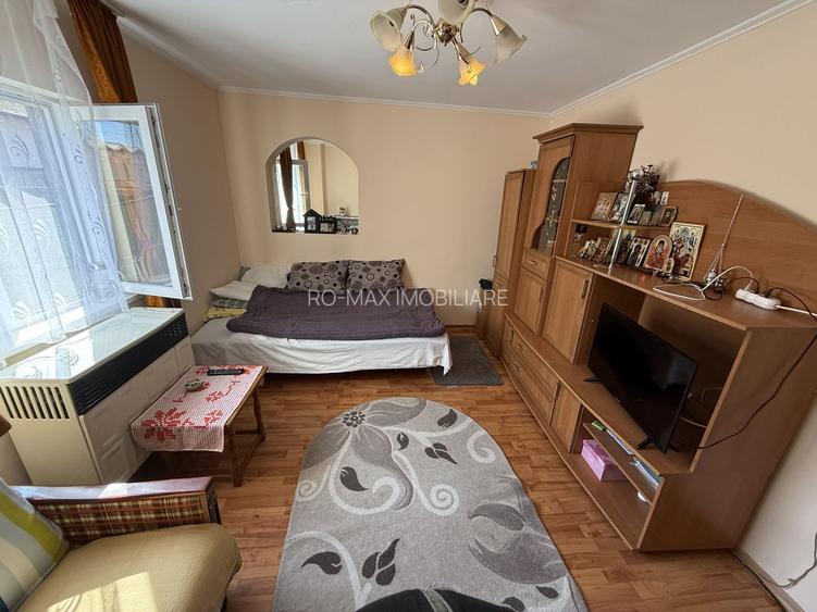 Vila 5 camere 120mp+magazin 40 mp-construcție 2008 Central - Câmpina - 11