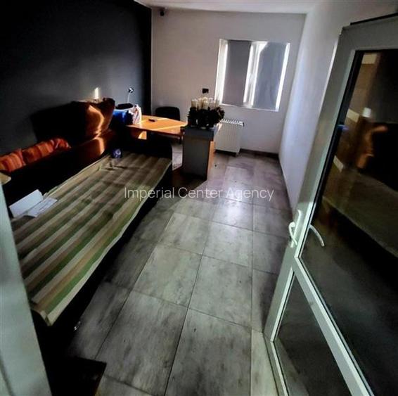 SERVICE DE VANZARE IN EXCLUSIVITATE IN BARSANESTI (BC) - 4