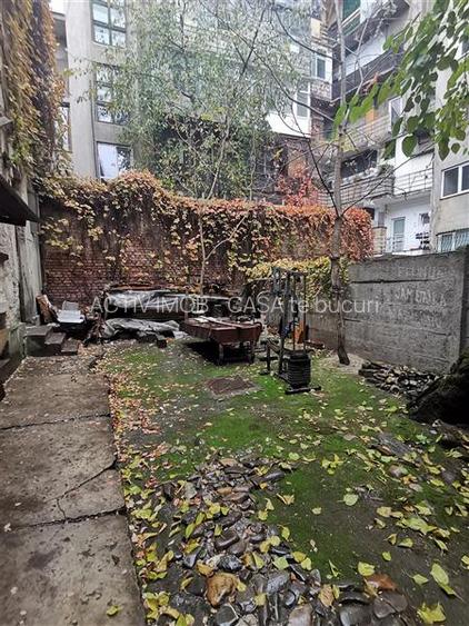 UNIVERSITATE-COLTEI,  spatiu comercial nestradal, 72 mp - 2