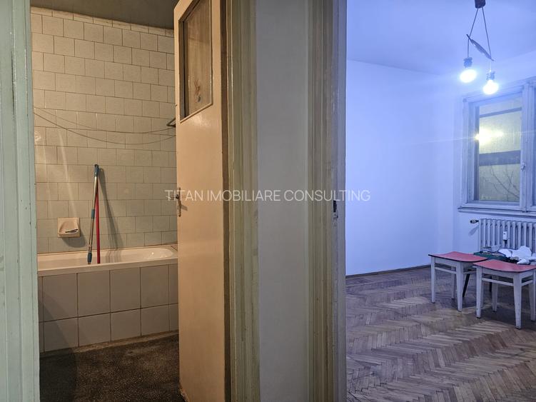 Soseaua Stefan cel Mare doua cam et 1 vedere stradala langa parcul circului - 7