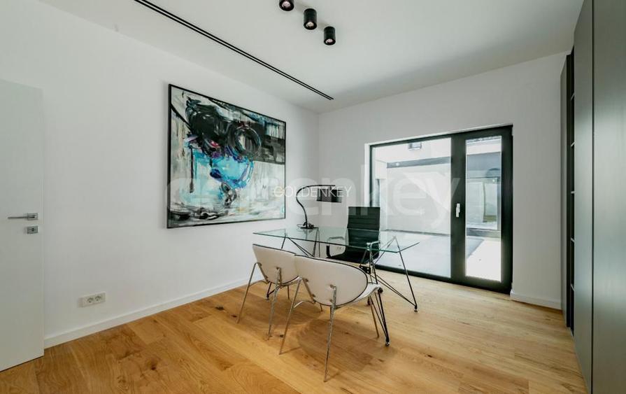 Vila superfinisata cu garaj intr-o locatie premium - 6