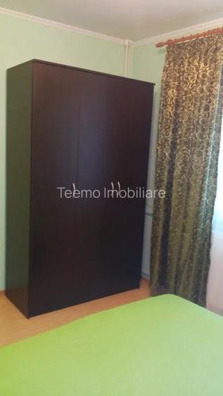 Apartament 2 camere, semidecomandat, 40 mp, parcare, Resita - 2