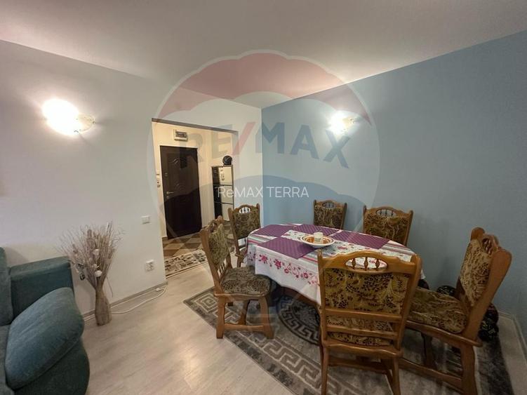 ZONA CENTRALA- ap. 3 camere - DE VANZARE - 3