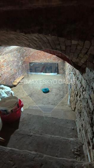 Casă cu 3 camere de vânzare în zona Centrală - 16