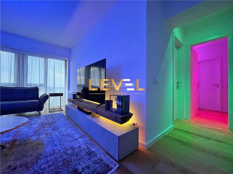 [VIDEO] Triplex Penthouse | 50 SQM Terrace | 2 Parking Spaces | Philips HUE - 10