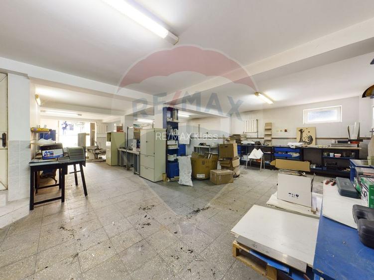 Casa / Vila cu 21 camere de vanzare in zona Alexandriei - 24