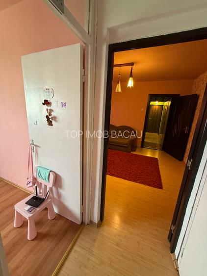 Apartament cu centrala, bucatarie mare, Mioritei - 6