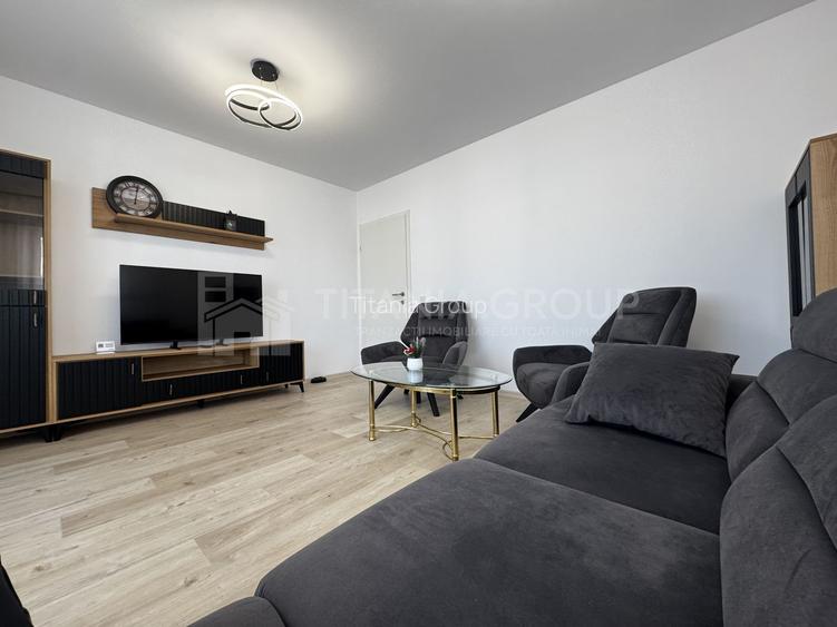 Prima inchiriere - apartament 3 camere decomandat, 2 băi, parcare, boxă, Coresi - 2