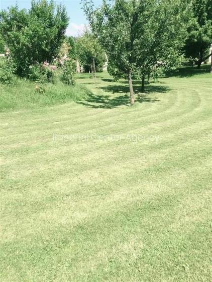 CLADIRI + 1 HA TEREN DE VANZARE PENTRU DEZVOLTARE BUSSINES - CAZARI, AGREMENT, A - 4