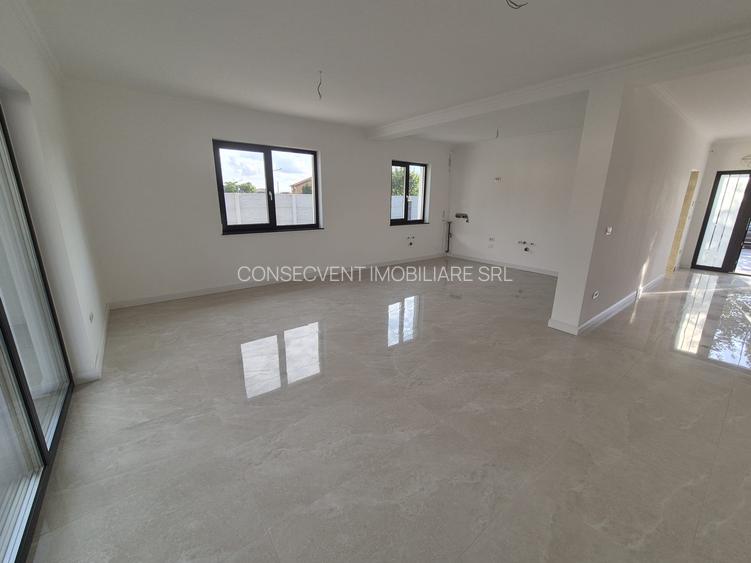 Vilă elegantă, finisată complet, Via Carmina – comision 0 - 8