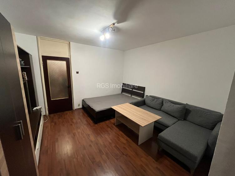 Garsoniera de vanzare -Titan - 2