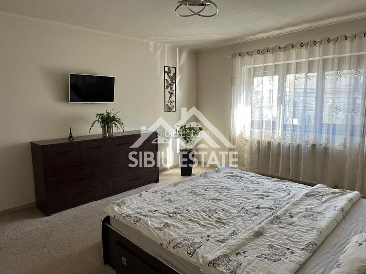 Casa moderna, 5 camere 350, mp teren terasa cu zona gratar si pivnita - 31