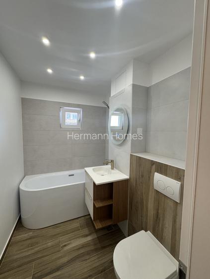 Apartament 3 camere - Strand - 64 mp utili - etaj 1 - 7