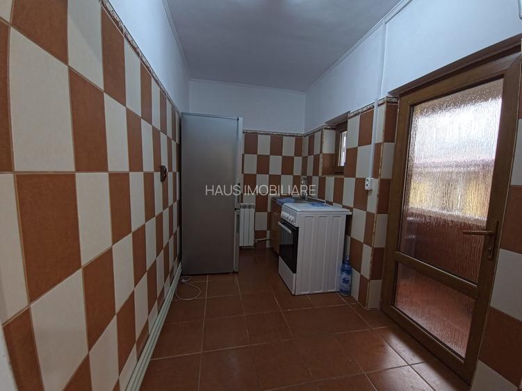 Casa la sol 4 camere zona Trocadero Dacia - 22