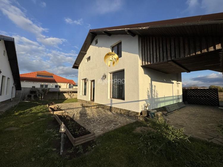 Doua vile individuale in aceeasi curte - 550mp teren - 26