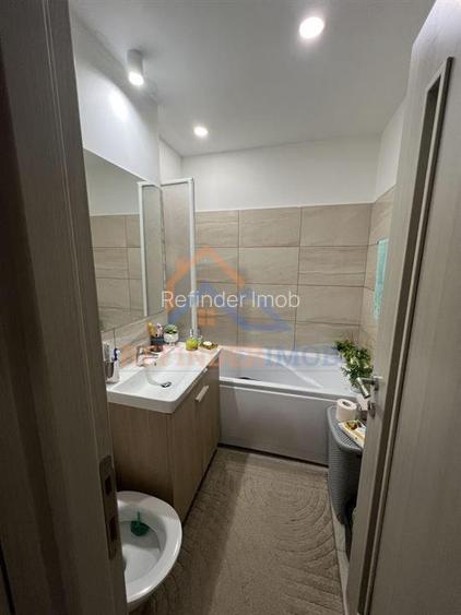 Apartament de vanzare cu 2 camere, zona Trapezului - Metrou 1 Decembrie 1918 - 7