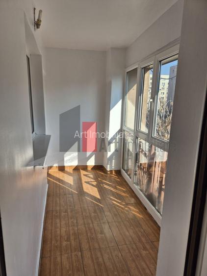 Vanzare apartament 4 camere Lujerului - 2