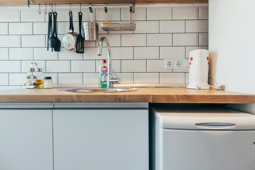 2 camere, centrală proprie, 2 AC, etaj 7 – Unirii, 3 min metrou - 4
