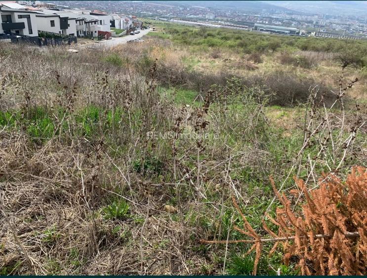 Teren de vanzare in Cluj zona strazii Voronet - 2