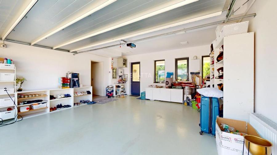 VILA UNICA CU PISCINA SI GARAJ INCALZITE IN PARADISUL VERDE - 16