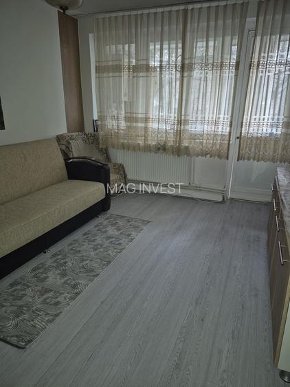 De inchiriat apartament 2 camere, Centru, 300 euro - 6