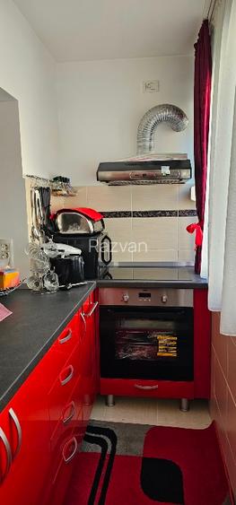 De la proprietar apartament 2 camere decomandat + boxa - 9