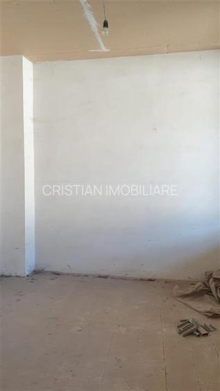 Casa P+1, teren 200 mp, cu spatiu comercial la parter - Republicii - 12