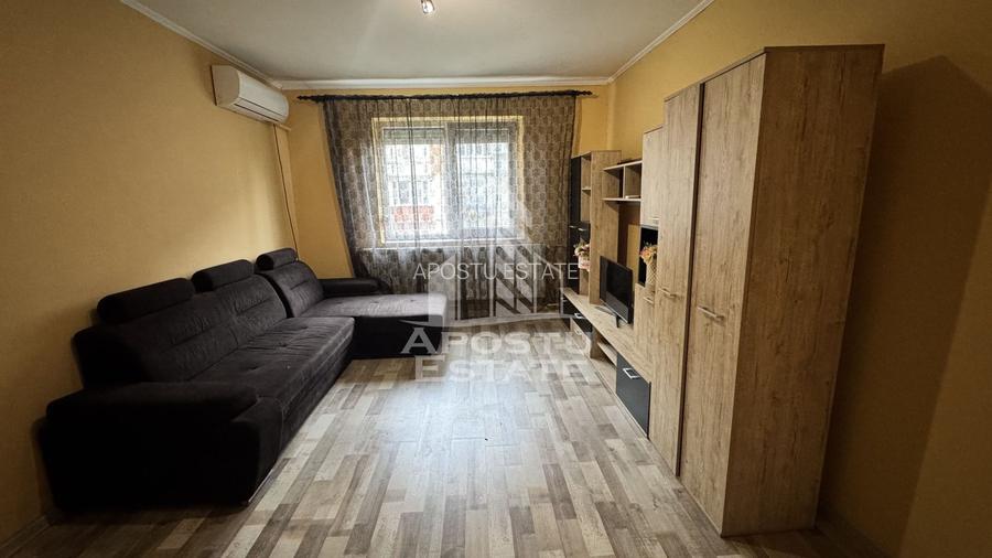 Garsoniera , et.1 , zona Blascovici - 2