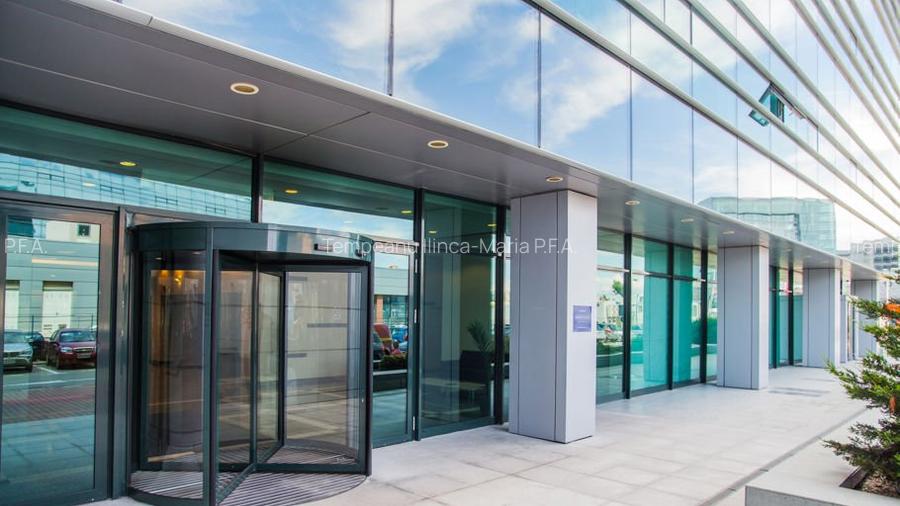 Inchiriere/Vanzare cladire integrala - 3