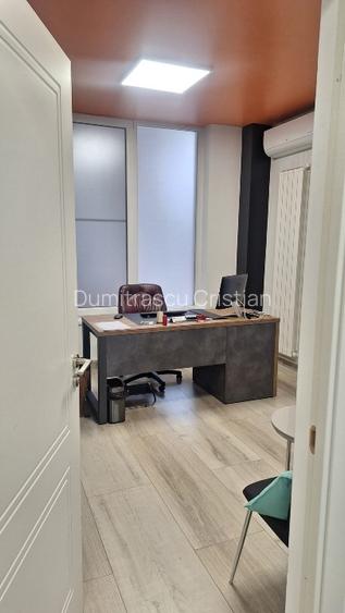 Inchiriez spatiu comercial 50 mp,pretabil birou - 8
