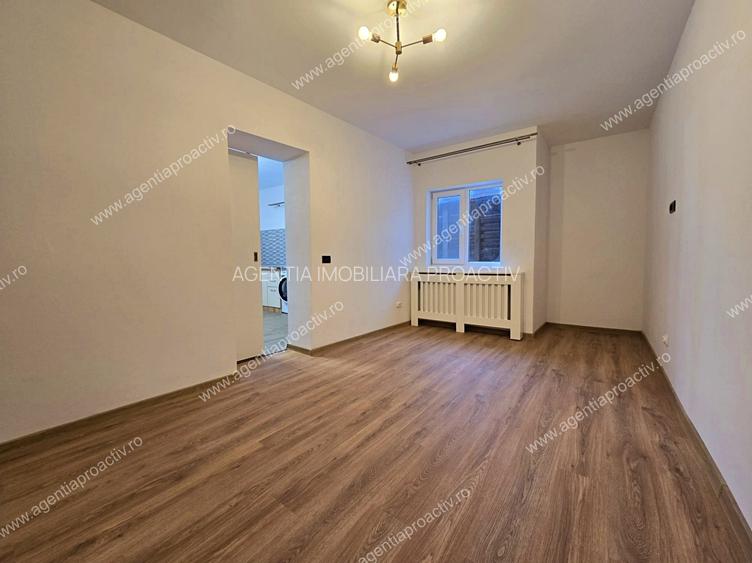 Casă individuală, renovată în 2025, zonă centrală, Str. Română. - 4