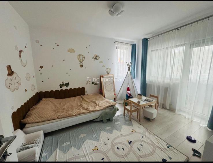 Apartament cu 3 camere,parcare,zona Vivo - 5